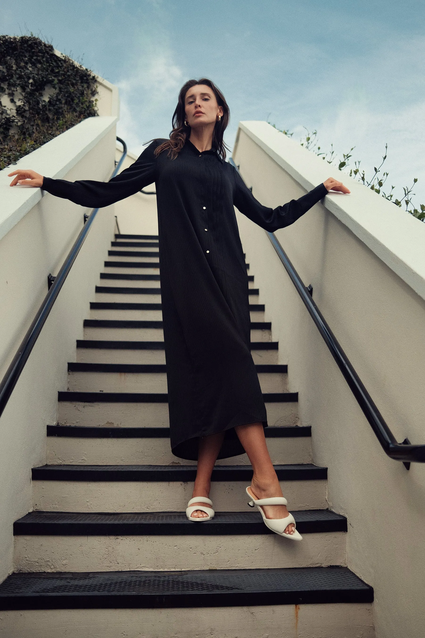 FLOWY PLEAT  SHIRT DRESS