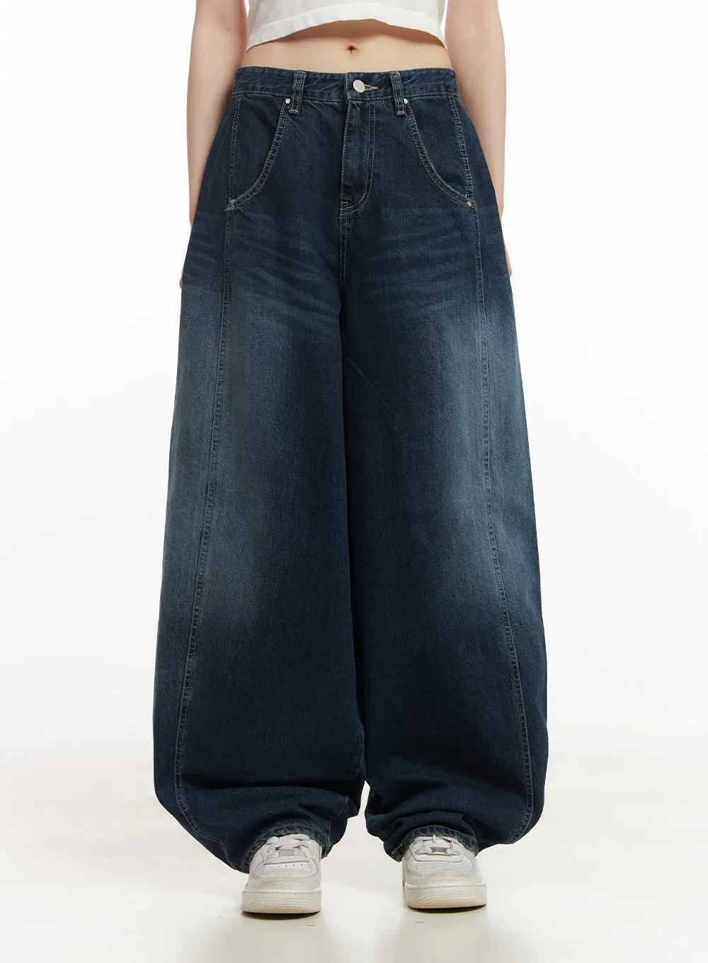 Sunny Balloon-Fit Jeans CF519